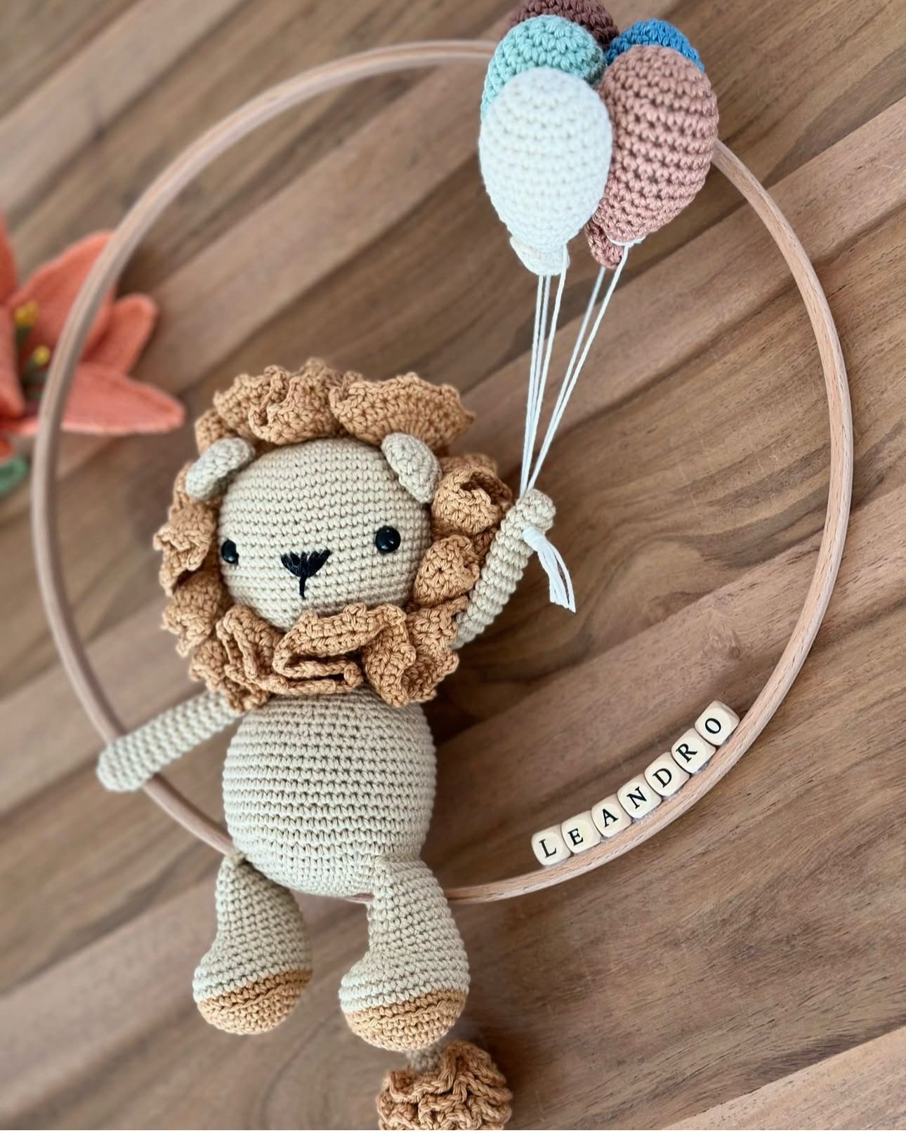 🦁 Lion Wall Decor – Handmade Animal Figure with Balloons