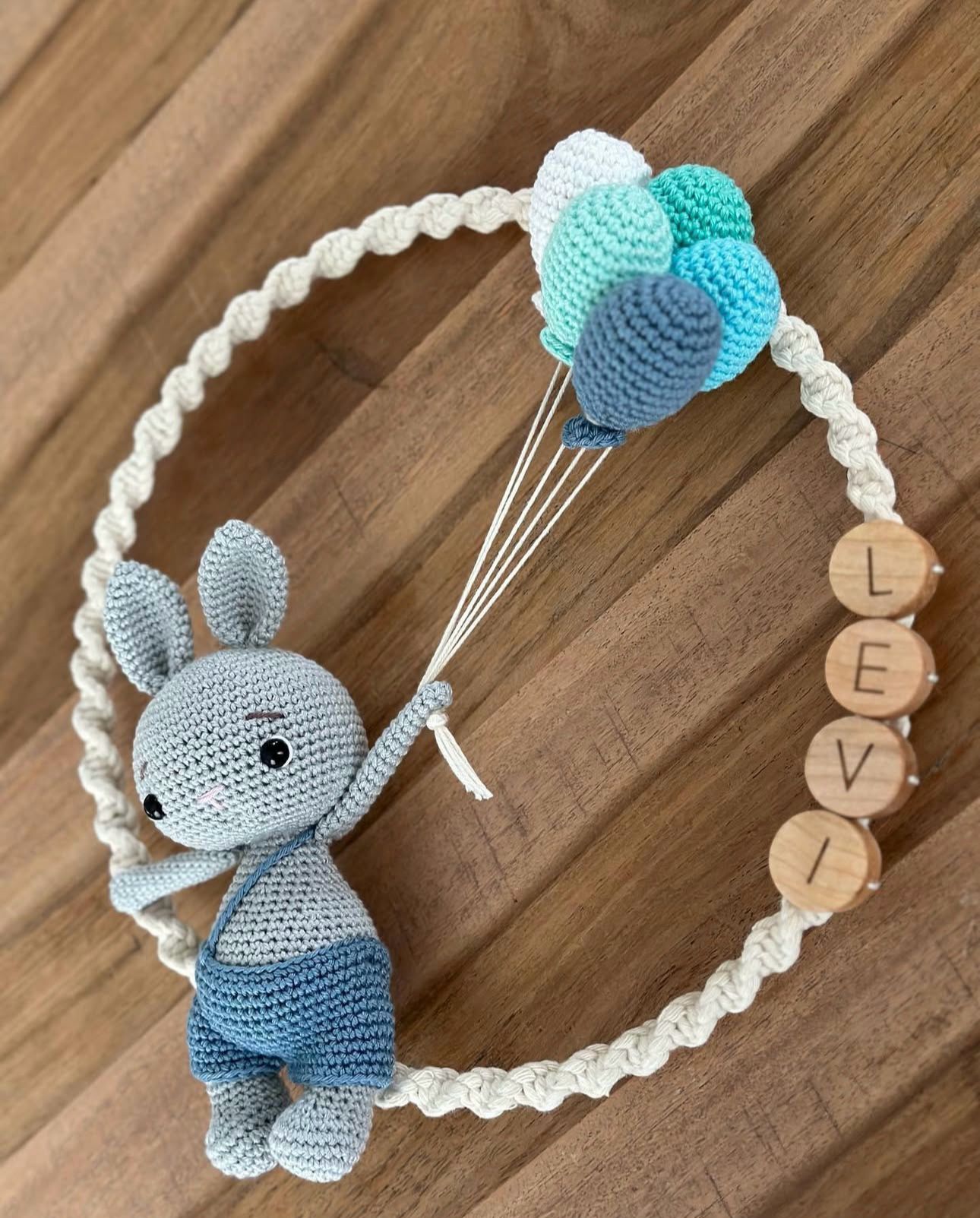 🐰 Grey Rabbit Wall Decor – Handmade Animal Figure with Balloons